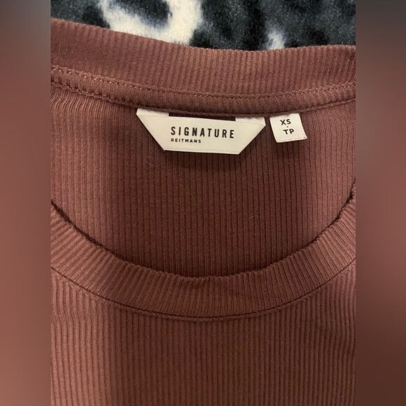 Reitmans Signature Bustier Top With Elbow Sleeves - Picture 2 of 2